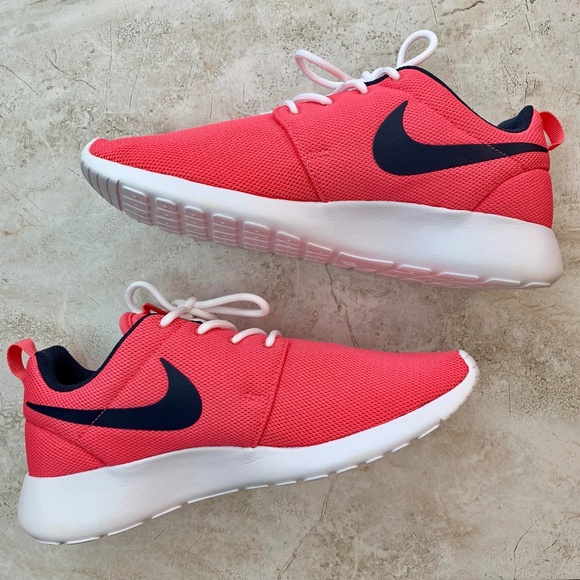 Nike Shoes - NIKE — Women's Coral Pink Roshe One Running Shoes